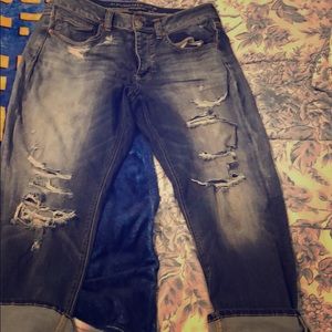 Super-Stretch Boyfriend ripped jeans